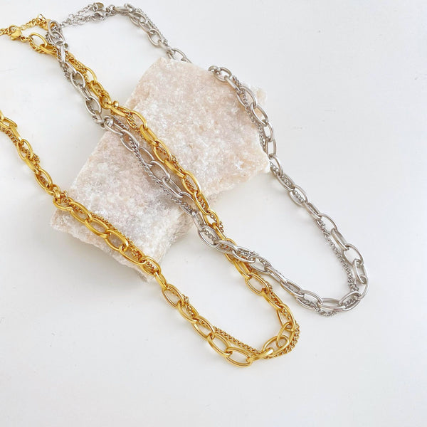 Double necklace