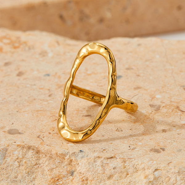 Irregular hollow ring