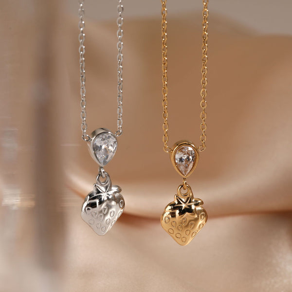 Stainless Steel Necklace Fruit Series Zircon Water Drop Strawberry Love Pendant Necklace