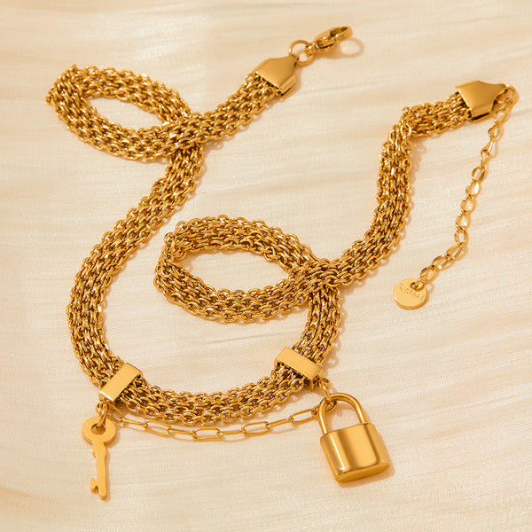 Twist woven necklace