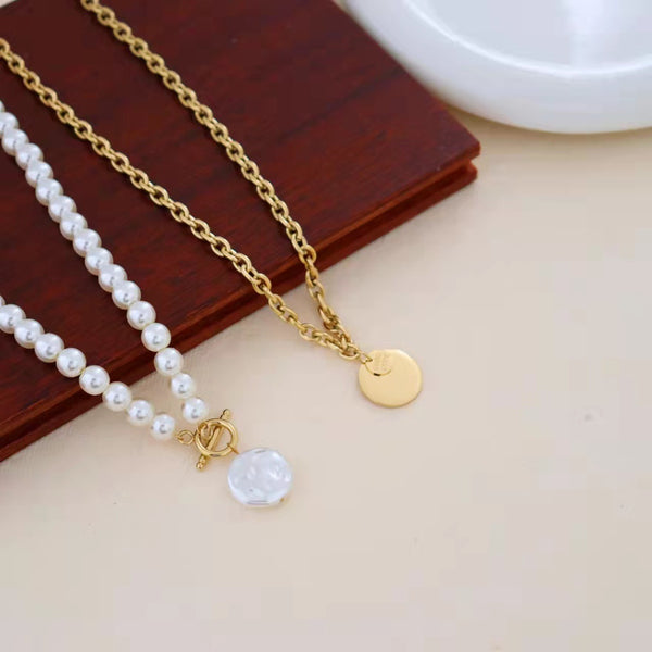 Pearl necklace