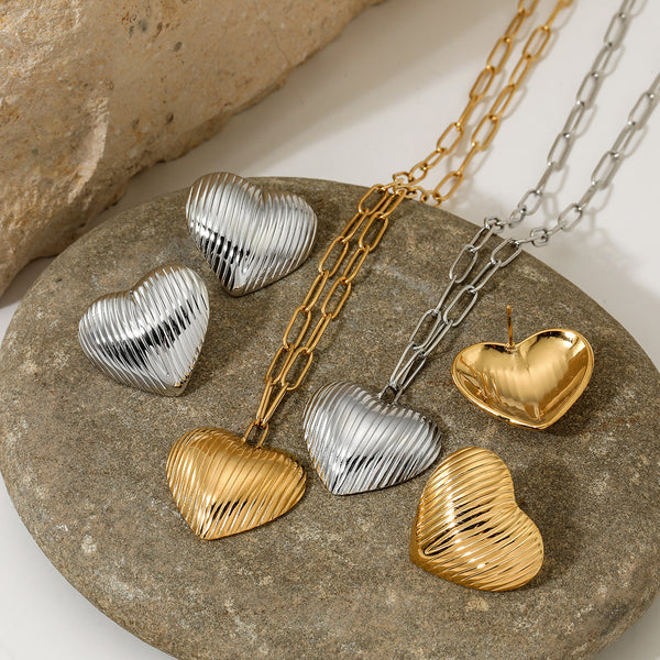 Vertical love necklace earrings set