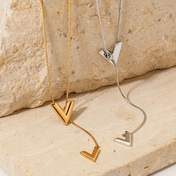 Stainless steel simple V-letter necklace