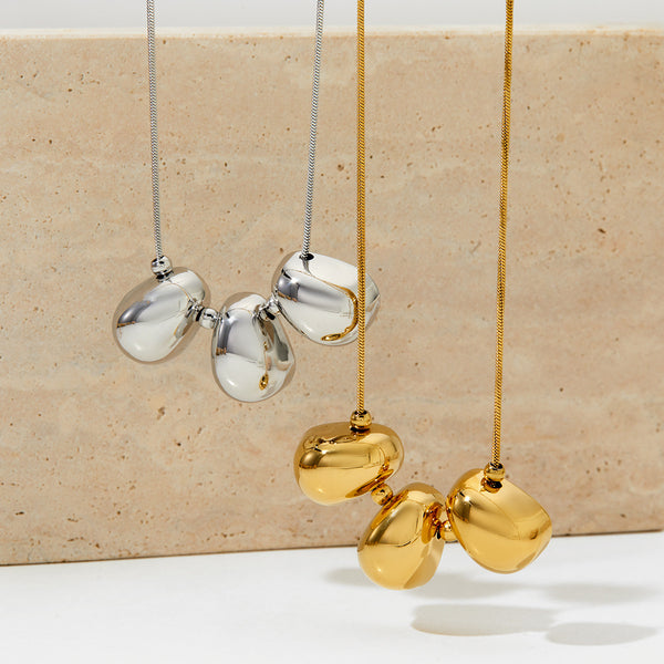 Hollow pendant stainless steel necklace